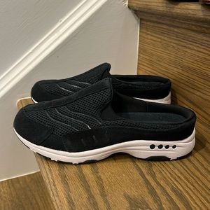 Easy Spirit Traveltime Women’s Navy Mules Size 8.5W